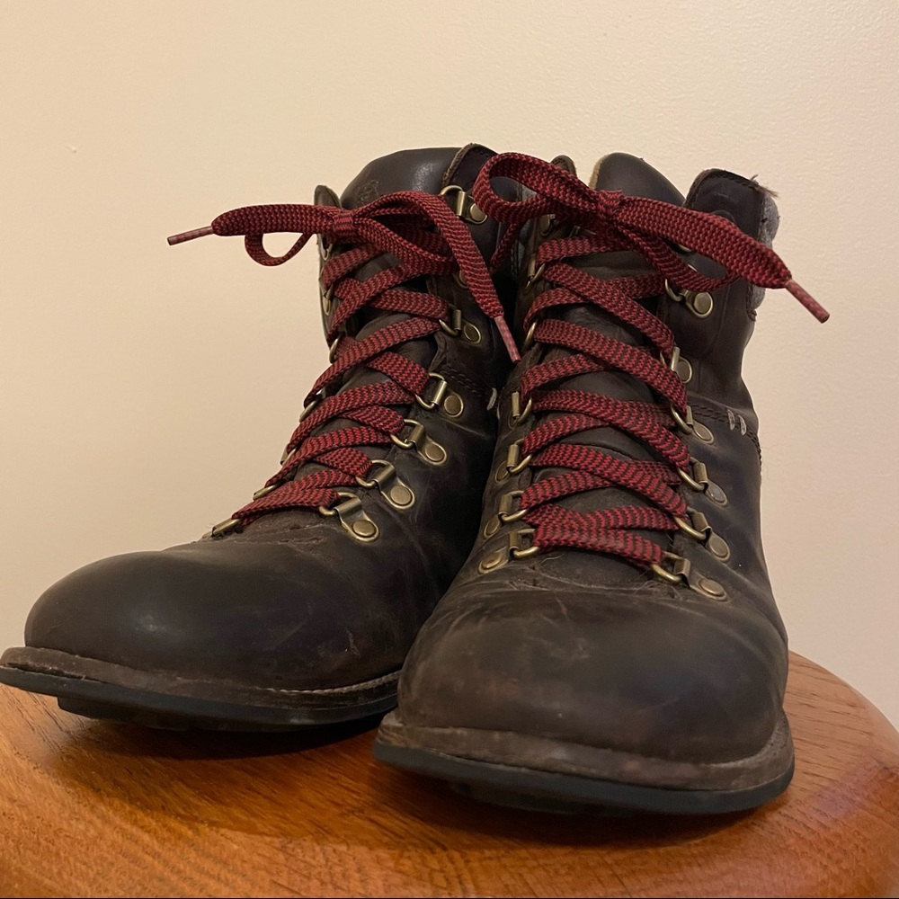 Kodiak Surrey Boots, Cocoa, Size 8.5, Waterproof, Insulated